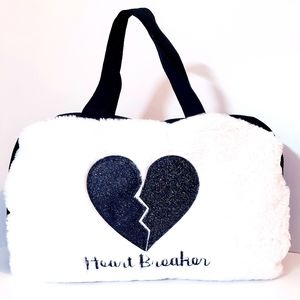 Heart Breaker Lightweight Gym Bag Duffle